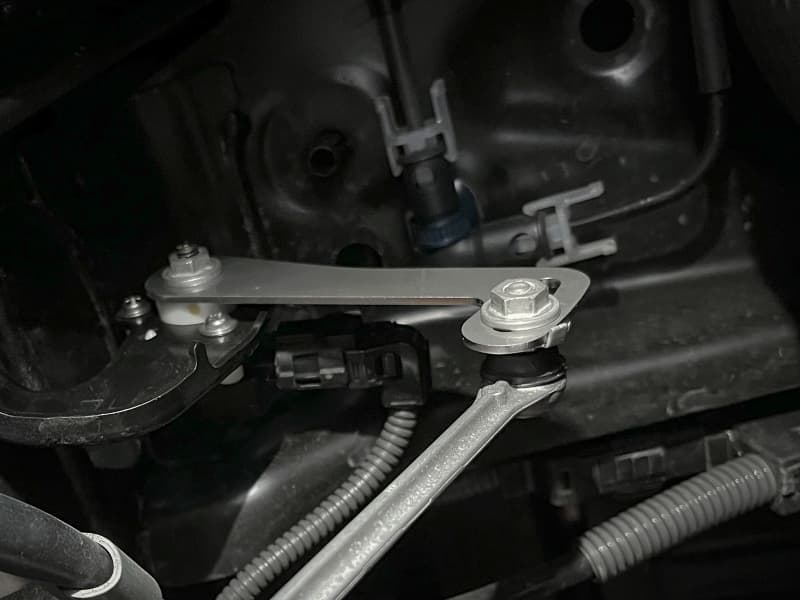 aFe Rear Leveling Kit for Toyota Tundra 1.625-Inch Lift 304 Stainless Steel - Image 4