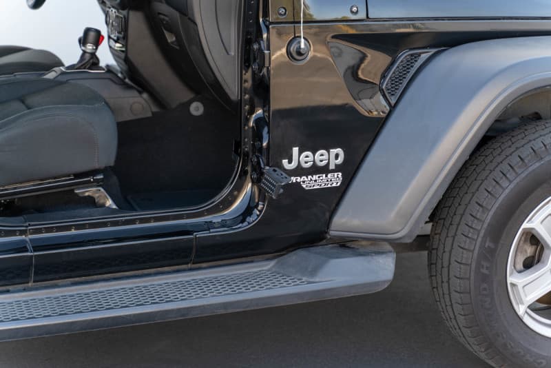 DV8 Offroad Foot Pegs for Wrangler JK/JL & Gladiator Hinged Anti-Slip Pair