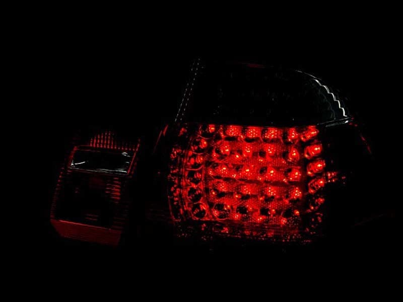 ANZO LED Taillight Assembly for 4Dr Models Pair Red/Clear Lens Plug & Play - Image 4
