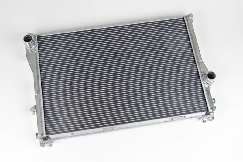 CSF Aluminum Radiator for BMW E39 M5/540i 2-Row Core B-Tube Technology - Image 2