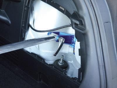 Cusco OS Front Strut Bars Quick Release Lever - Image 5