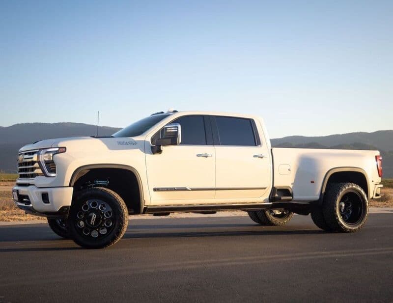 Cognito Leveling Kit for Silverado/Sierra 2500/3500 2WD/4WD with Ball Joint S... - Image 5