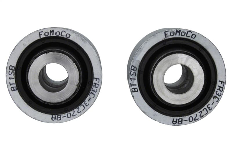 Ford Racing IRS Knuckle Sets for Mustang Cobra Hub Aluminum with Bearings - Image 4