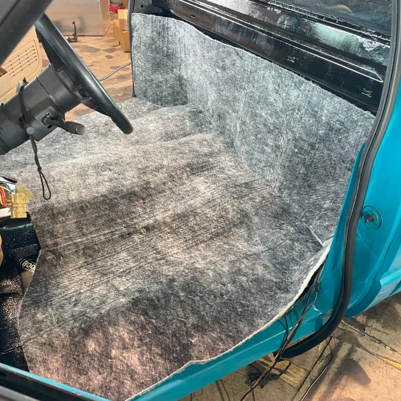 DEI Under Carpet Lite Sound & Heat Insulation 1/2" Thick Flexible Padding - Image 4