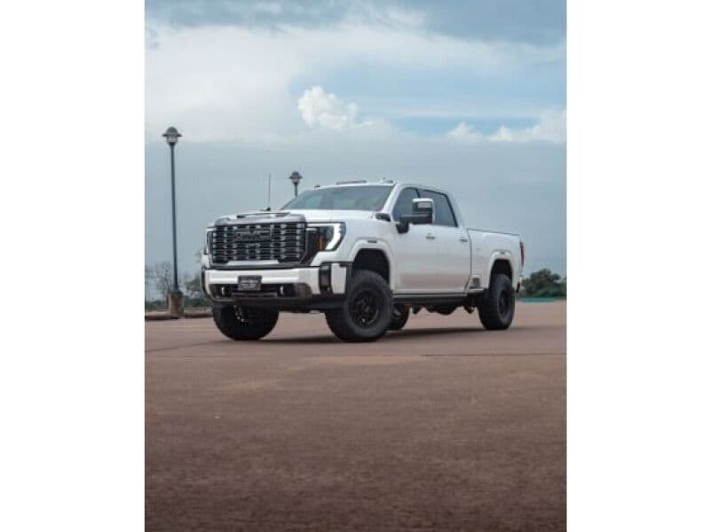 Cognito Leveling Kit for 20-23 Silverado/Sierra 2500/3500 2WD/4WD with Fox Sh... - Image 3