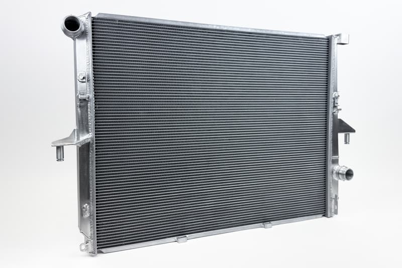 CSF Aluminum Radiator for Porsche Cayenne 955/957 Single Row Core - Image 4