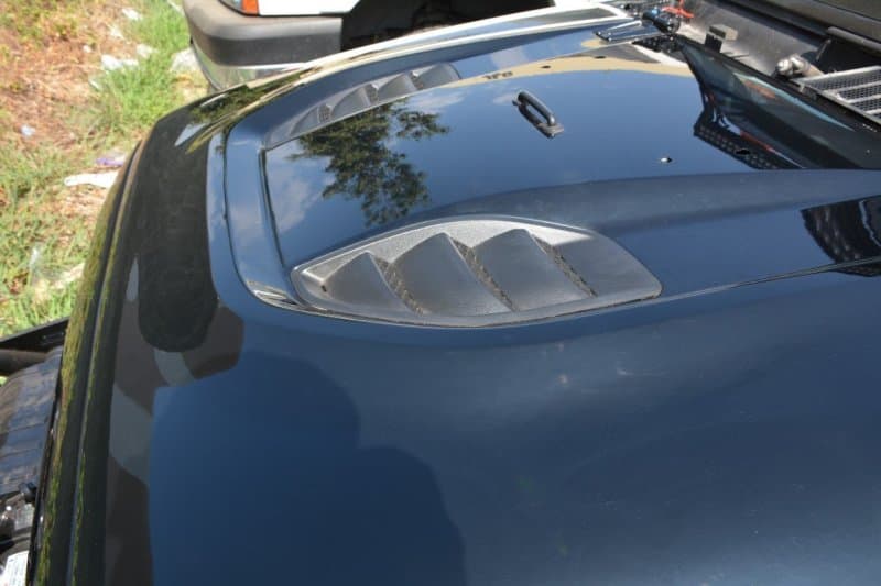 DV8 Offroad 10th Anniversary Vented Hood for 2007-2018 Jeep Wrangler Paintable - Image 5