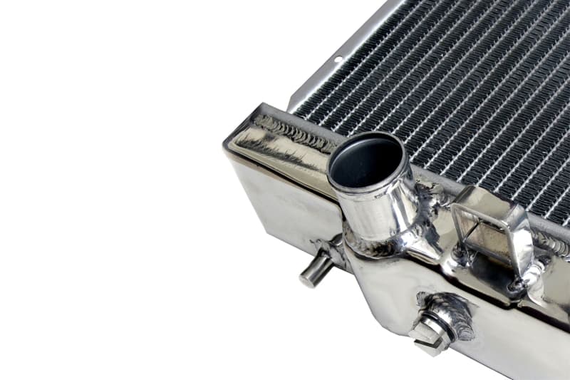 CSF Aluminum Radiator for Nissan 350Z 2-Row Core B-Tube Technology - Image 4
