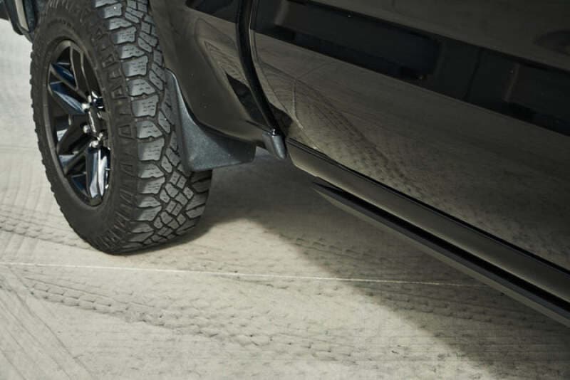 Body Armor 4x4 E-Power Side Steps for Full Cab Trucks 6" Wide Dual-Motor Auto... - Image 4