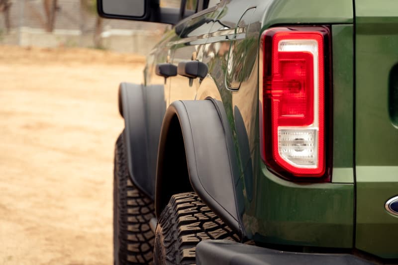 DV8 Offroad Fender Flares for 6th Gen Bronco 4-Inch Plate Steel with Tube Edge - Image 5