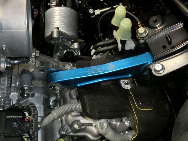Cusco Billet Aluminum Engine Pitching Stop for Subaru EJ20/EJ25 with HD Rubber - Image 2