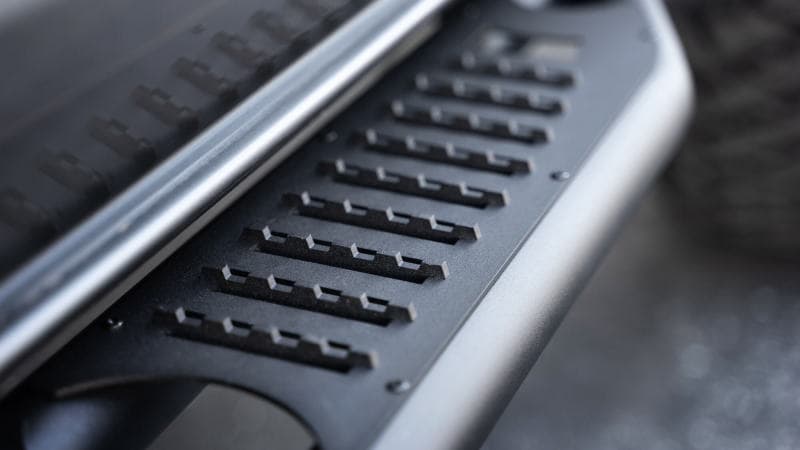 DV8 Offroad OE Plus Steel Side Steps for 2021+ Ford Bronco with Non-Slip Plates - Image 5