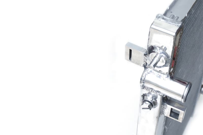 CSF Aluminum Radiator for Nissan 350Z 1-Row Core B-Tube Technology - Image 2