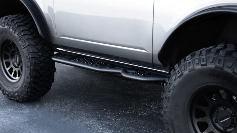 DV8 Offroad OE Plus Steel Side Steps for 2021+ Ford Bronco with Non-Slip Plates - Image 3