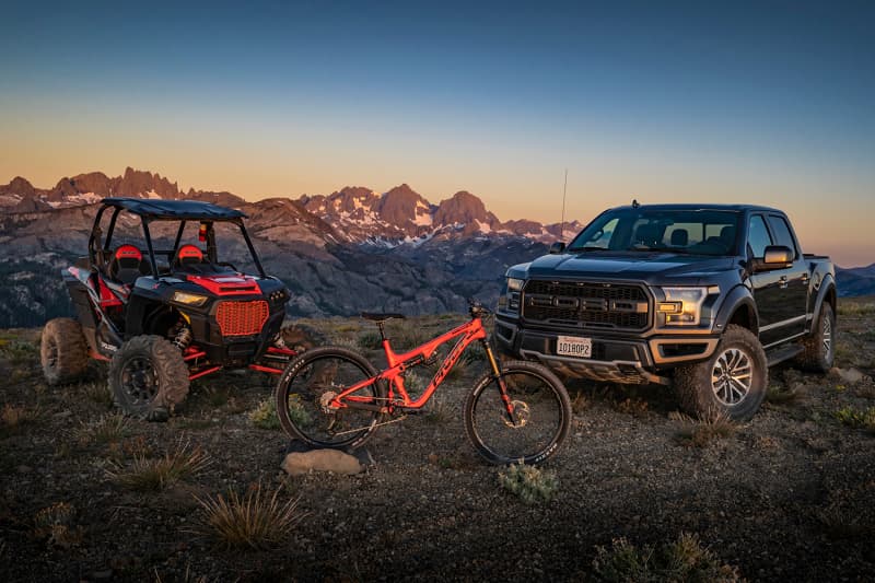 FOX 2.0 Performance Shock for Off-Road Vehicles with Aluminum Body & IFP - Image 3