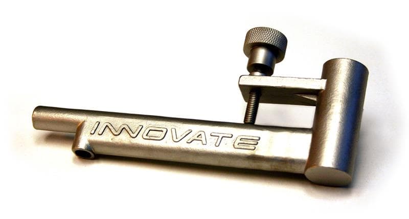 Innovate Motorsports Exhaust Clamp for Non-Catalyst Autos Venturi-Effect Tapped
