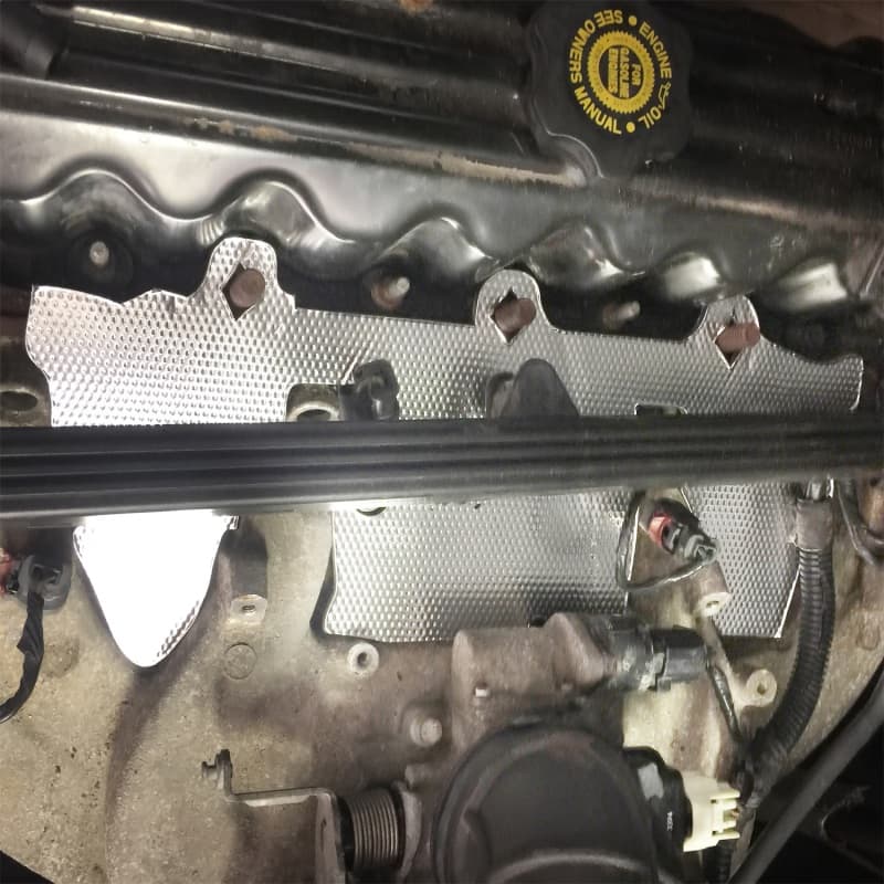 DEI Injector Cover Kit for 1997-2004 Jeep 4.0L Inline 6 Reduces Heat Soak - Image 4