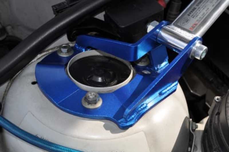 Cusco OS Front Strut Bar for BMW E46