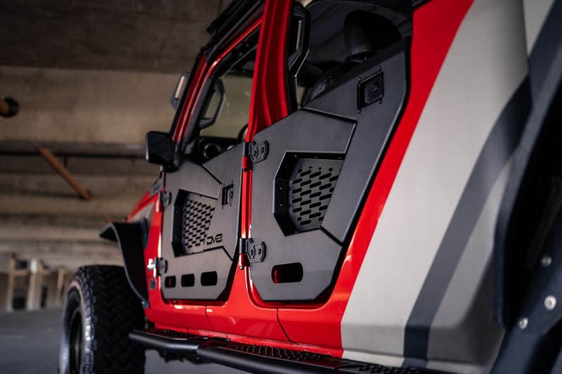 DV8 Offroad Half Rock Doors for Jeep with Black Mesh Molle Panel HDJL-02R - Image 2