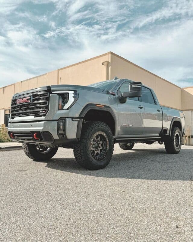 Cognito Leveling Kit for Silverado/Sierra 2500/3500 2WD/4WD with Fox Remote R... - Image 4