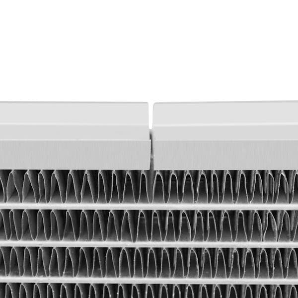 Mishimoto Radiator for Ford Mustang 1997-2004 Alum with Floating Bracket System - Image 3