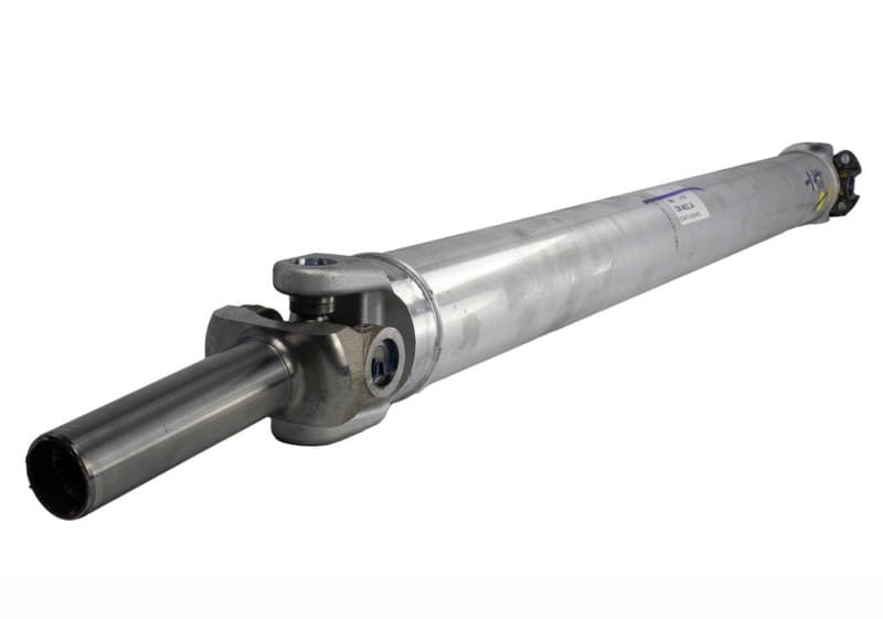 Ford Racing Driveshaft for 96-04 Ford Mustang Manual 31 Spline One Piece Alum... - Image 3