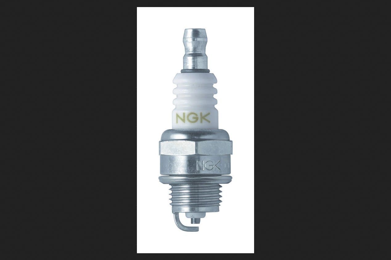 NGK BPMR8Y BLYB V-Power Plug