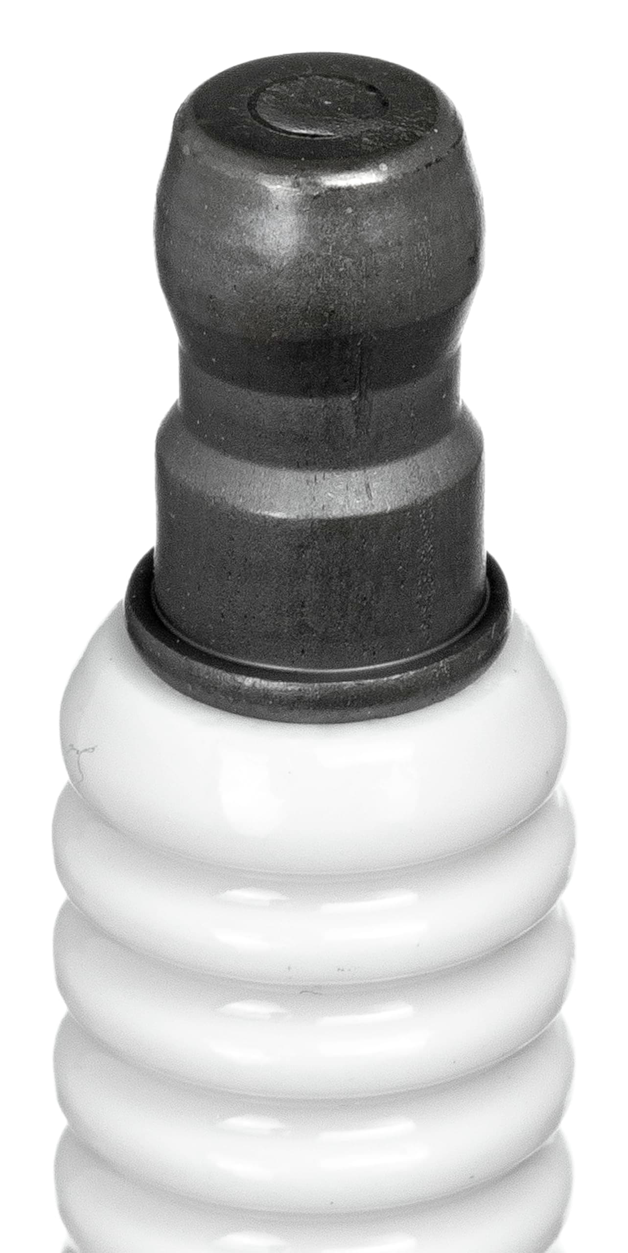 NGK DILFR6J-11 Laser Iridium Plug - Image 3