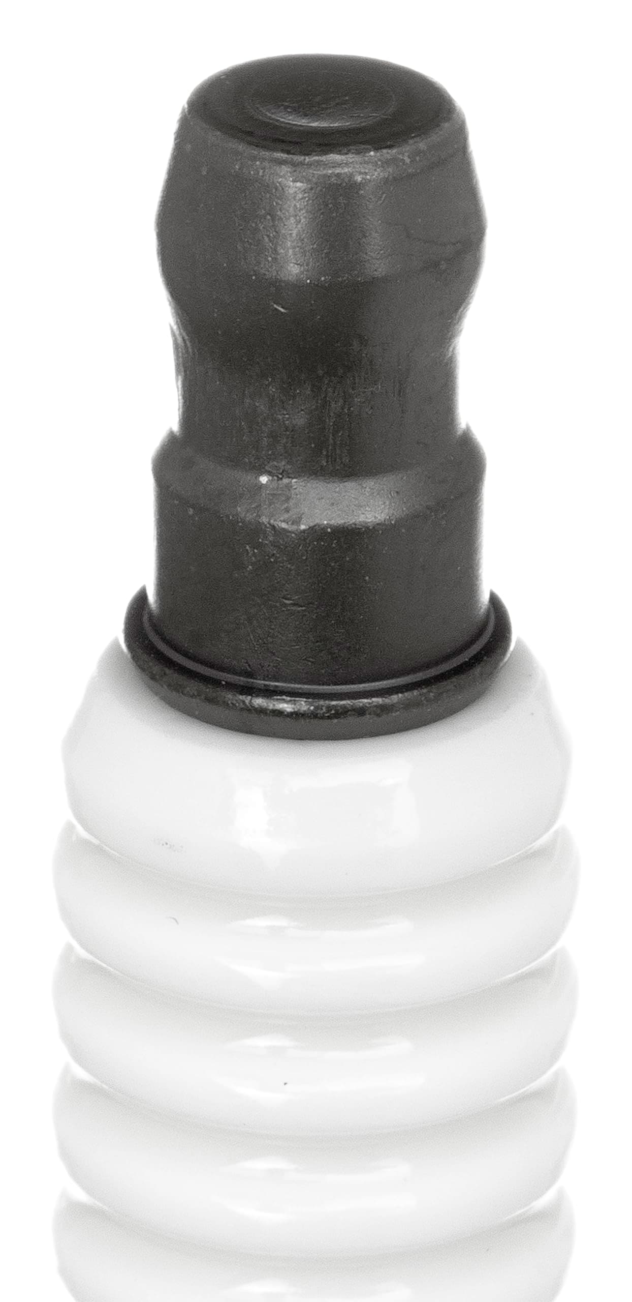 NGK ILZKR8C8G Laser Iridium Plug - Image 3