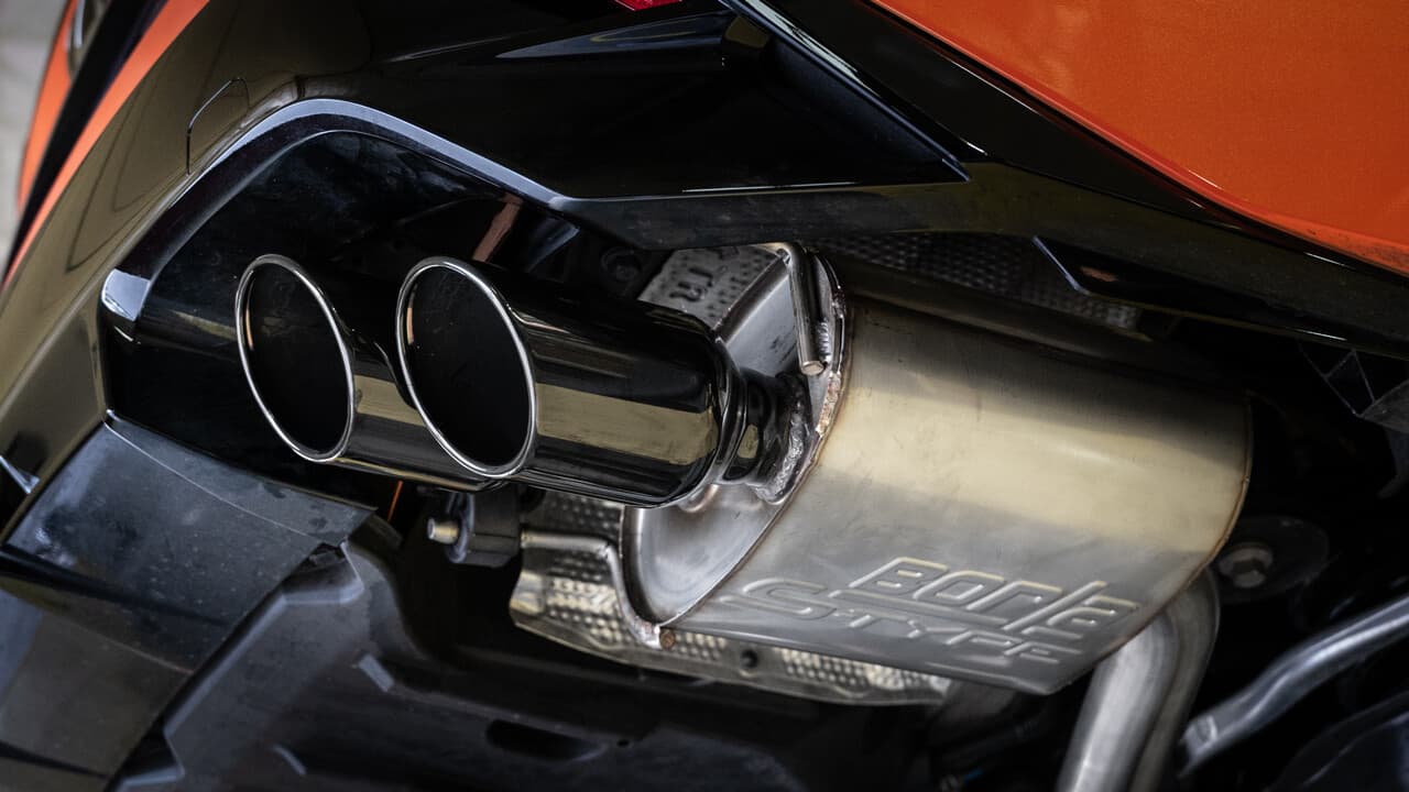 Borla Axle-Back Exhaust for Lexus RCF & IS 500 2.25" Dual 4" Black Chrome Tips - Image 5
