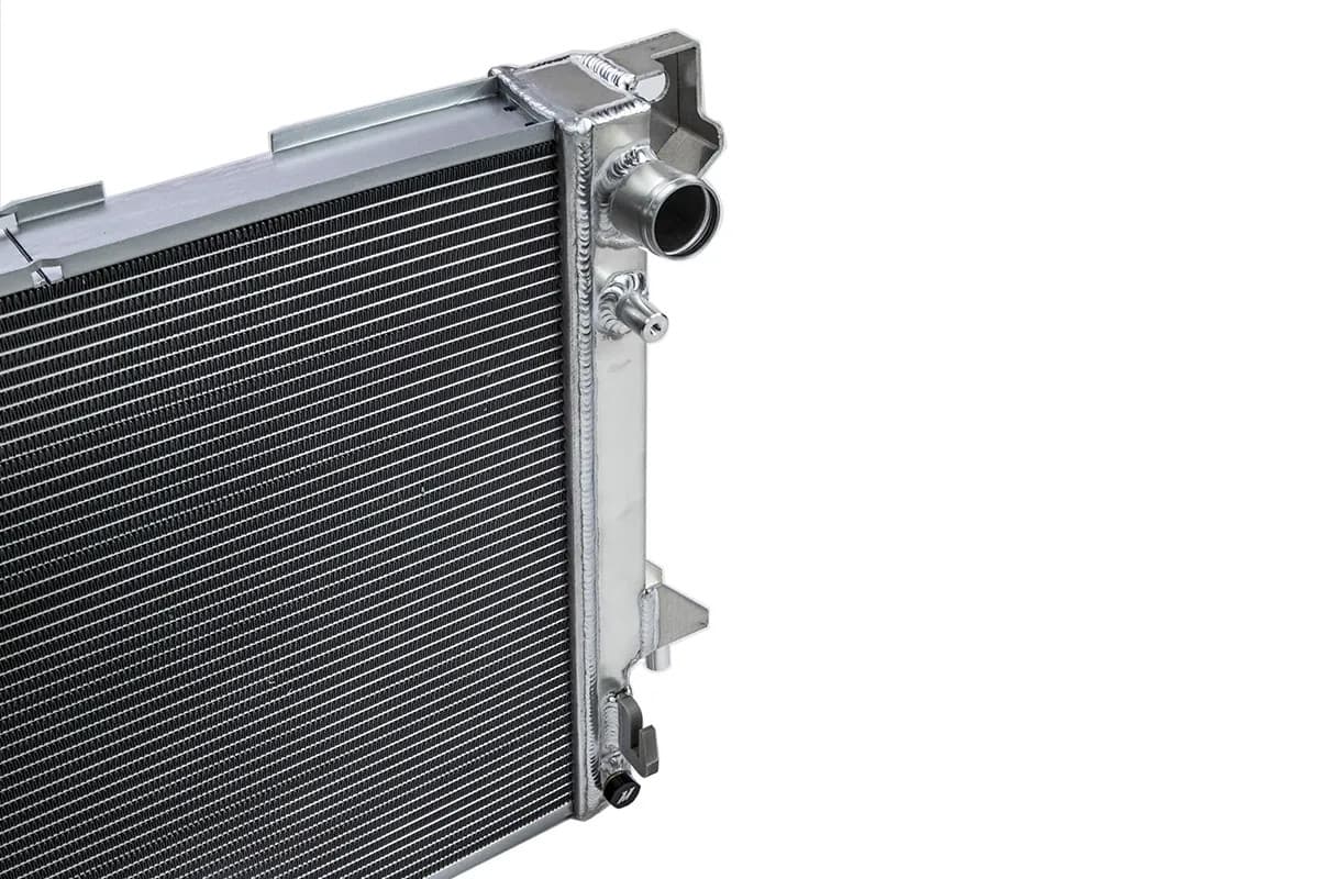 Mishimoto Aluminum Radiator for Ford F-150 2011-2014 Performance Upgrade - Image 3
