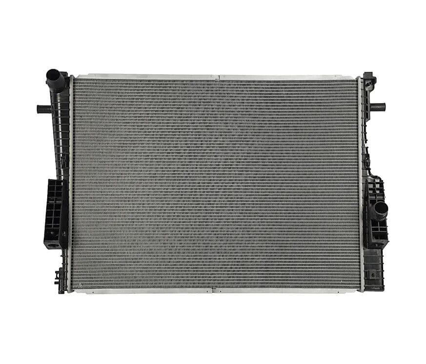 CSF Radiator for 08-10 Ford F-250 Super Duty 6.4L OEM Plastic - Image 2